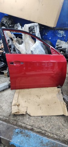 Пассажирская передняя дверь 60009FG0209P SUBARU