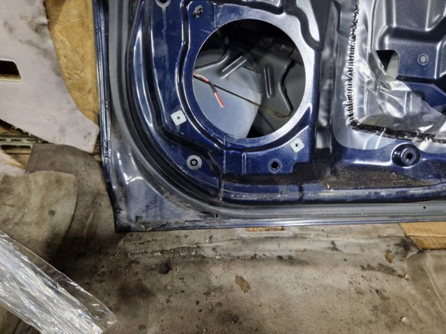 60409AJ1059P SUBARU Дверь задняя правая купить в Николаев