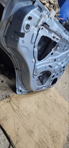 SUBARU 60409FE053 Дверь задняя левая в наличии Полтава