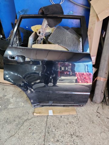 Задняя правая дверь 60409XA00C9P SUBARU