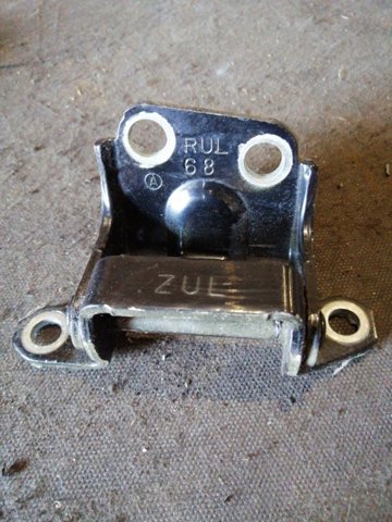 Петля задней двери, левой 60470AG01A9P SUBARU