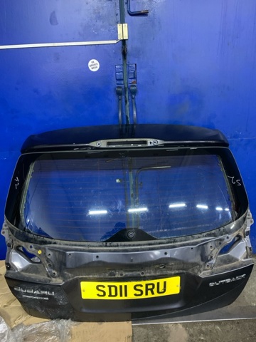 Пятая дверь Subaru Outback IV