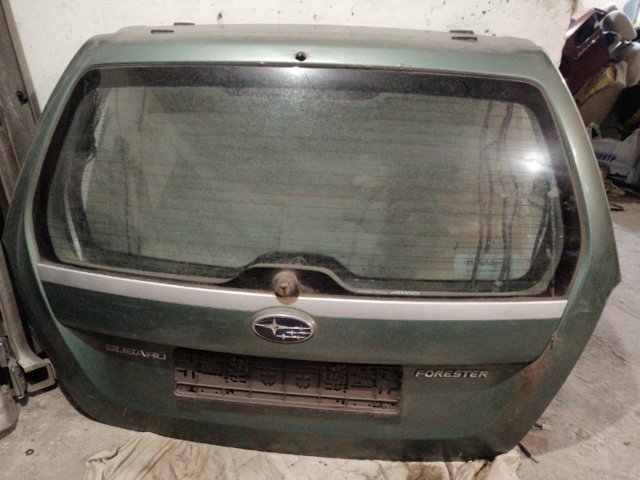 Пятая дверь Subaru Forester 2