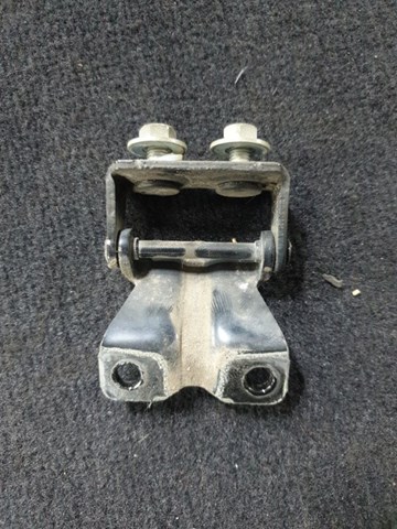 SUBARU 60870AG0009P Петля задней двери в наличии Винница
