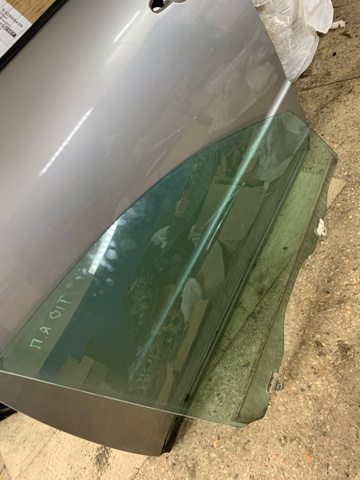 61011XA02A9E SUBARU Стекло двери передней правой купить в Одесса