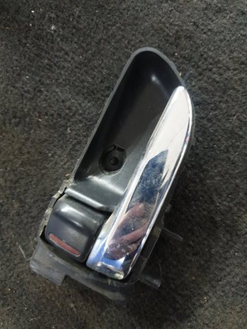 Ручка двери левой внутренняя передняя/задняя 61051SA031ML SUBARU