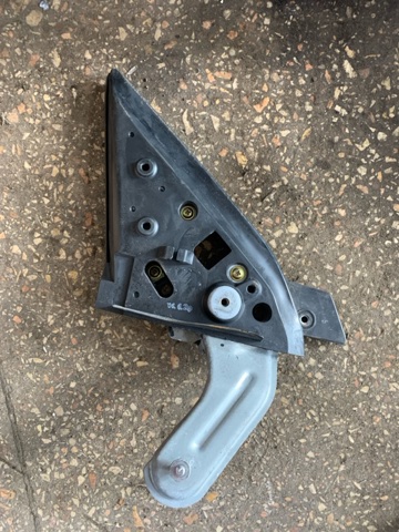 SUBARU 61158FE012 в наличии Каменское