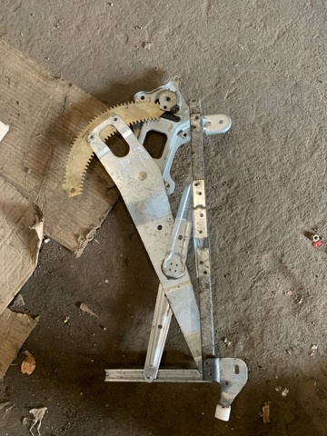 Стеклоподъемник передней двери 61222FE030 SUBARU