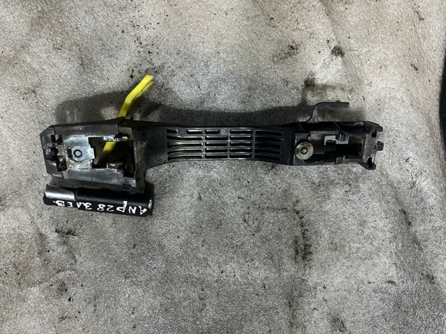 Держатель наружной ручки двери, задней левой 62142SC010 SUBARU