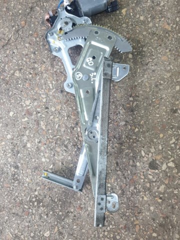 Стеклоподъемник задней левой двери 62222FE010 SUBARU