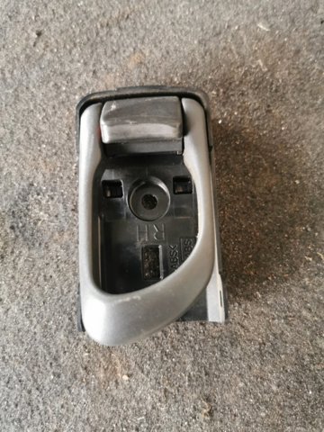 Внутренняя дверная ручка 62510AC000OE SUBARU