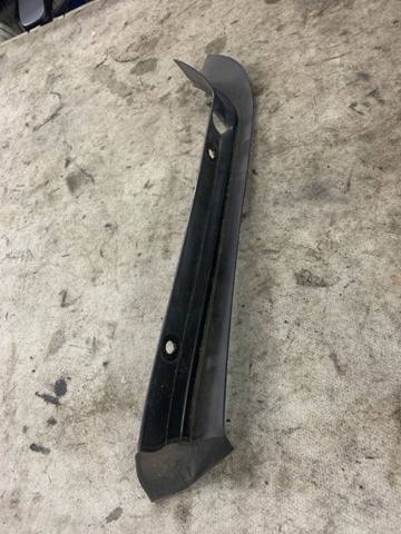 Резинка под капот 638219570R RENAULT