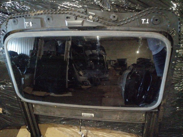 SUBARU 65430XA00A Крышка люка крыши в наличии Житомир