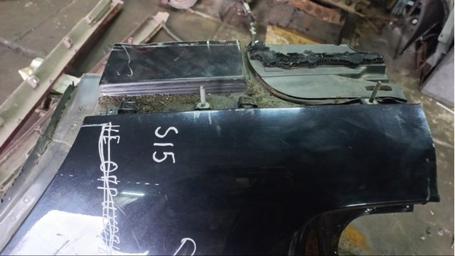 715043UC00 Крыло заднее правое купить Черновцы