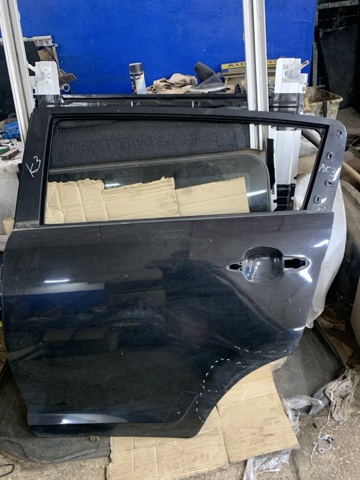 Задняя левая дверь 770033W000 HYUNDAI