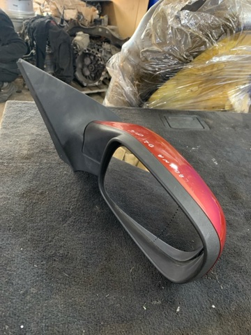 Зеркало наружное правое 7700410966 RENAULT