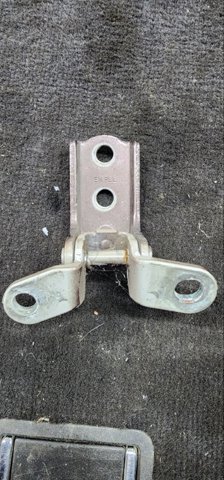 Петля задней двери, левой 793502B000 HYUNDAI