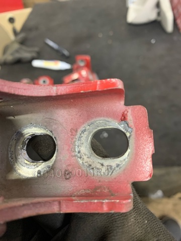 RENAULT 804000018R Петля двери передней правой в наличии Ирпень