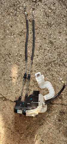 814102W030 HYUNDAI Замок двери задней левой купить в Ужгород