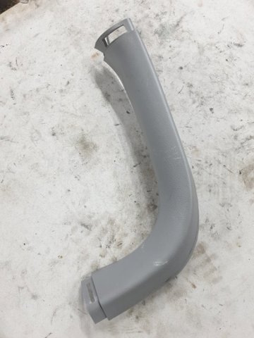 Обивка двери задка кузова 817402B000J4 HYUNDAI