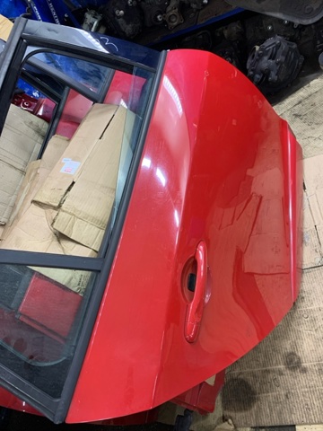 RENAULT 821004555R Дверь задняя правая в наличии Черновцы