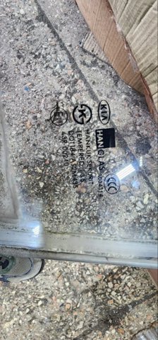 HYUNDAI 824113E010 Стекло двери передней левой в наличии Одесса