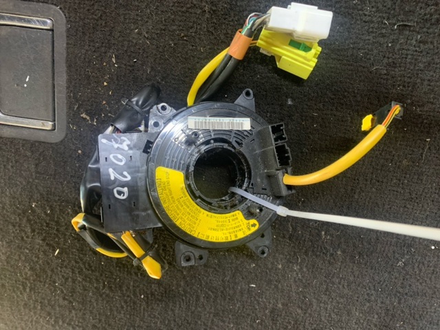 Подрулевое контактное кольцо 83116SA030 SUBARU