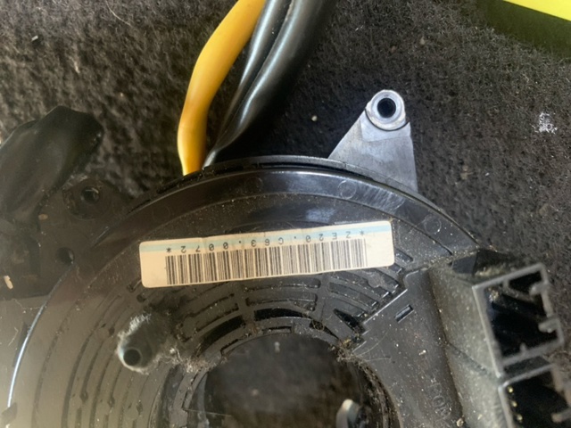 83116SA030 SUBARU Кольцо контактное, шлейф руля купить в Винница