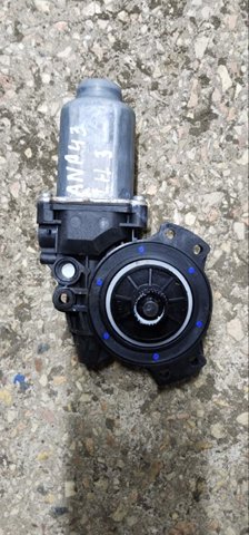 Моторчик стеклоподъемника двери задней, левой 834503W000 HYUNDAI