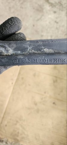 835723E000 HYUNDAI купить в Чернигов