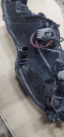 84001SC220 Правая фара купить Львов