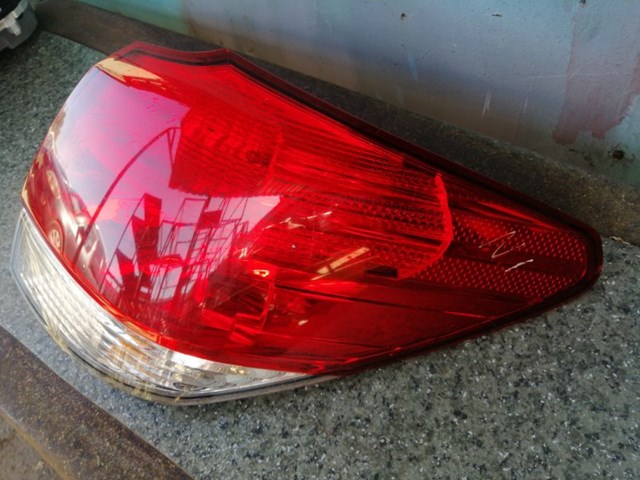 SUBARU 84912AJ090 Задний фонарь в наличии Павлоград