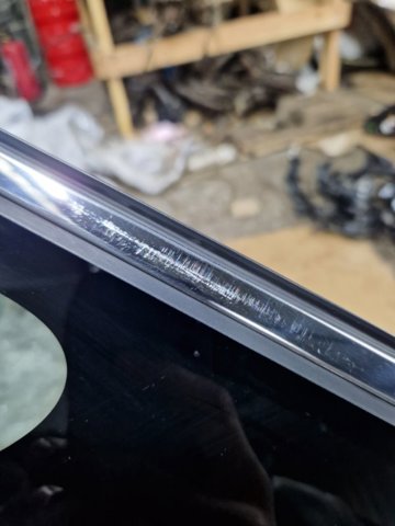 HYUNDAI 878202W010 Стекло кузова (багажного отсека) правое в наличии Украина