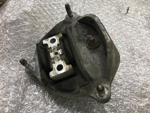 VAG 8K0399151CL Подушка коробки передач в наличии Ужгород
