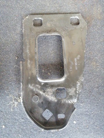 VAG 8K0805499 в наличии Киев