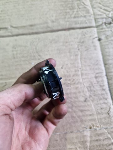 8R0035399A VAG Динамик задней двери купить в Днепр