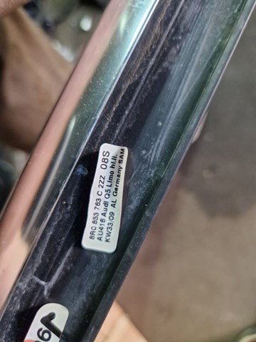 8R0853763F2ZZ VAG Молдинг опускного стекла двери задней левой купить в Николаев