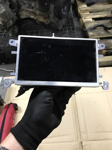Дисплей многофункциональный 8T0057603G VAG