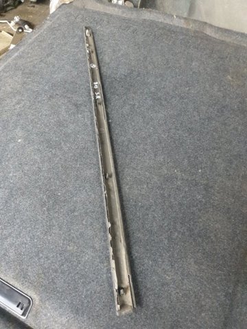 SUBARU 91012AG020NN Молдинг двери задней правой в наличии Николаев