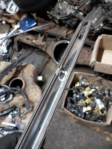 91012AG030LE SUBARU Молдинг задней левой двери купить в Тернополь