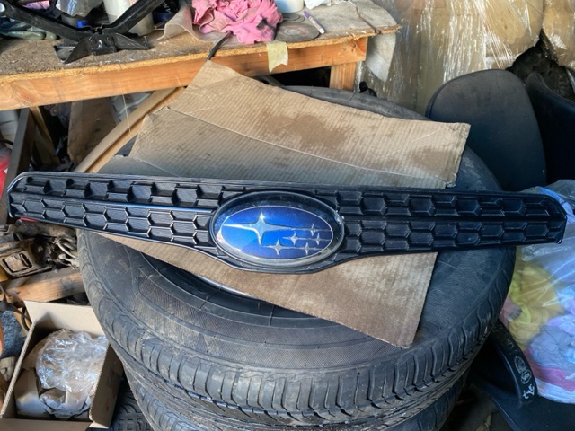Решетка радиатора 91121SG050 SUBARU