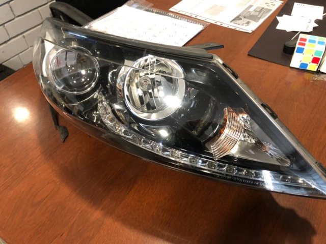921023U290 HYUNDAI Правая фара купить в Харьков