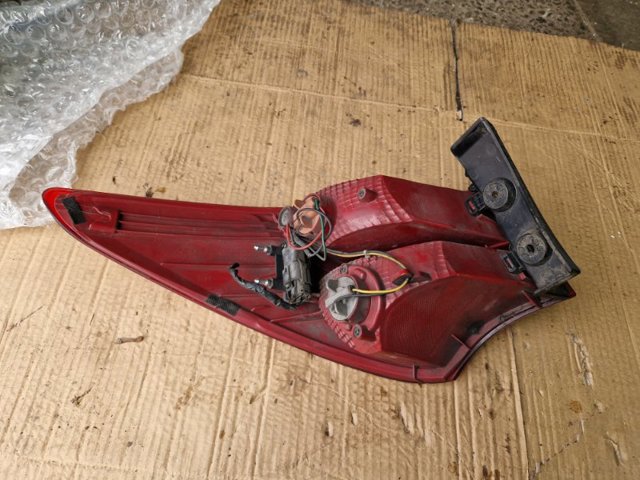 HYUNDAI 924022W030 Фонарь задний правый внешний в наличии Житомир