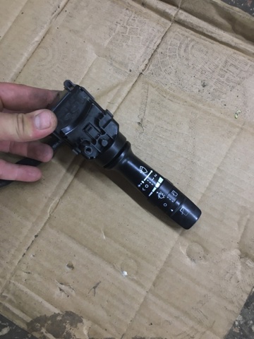Переключатель подрулевой, правый 934202K560 HYUNDAI