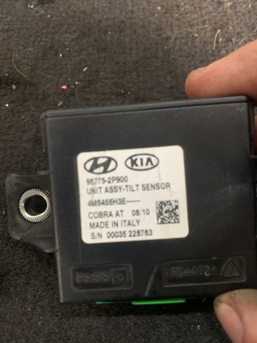 HYUNDAI 957752P900 в наличии Хмельницкий