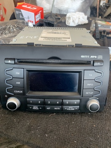 HYUNDAI 961402P800CA Магнитола (радио AM/FM) в наличии Кривой Рог