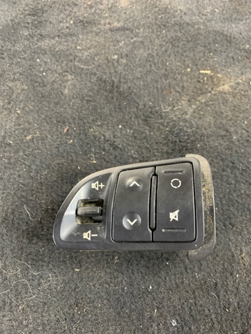 Блок кнопочных переключателей рулевого колеса 967003W051EQ HYUNDAI