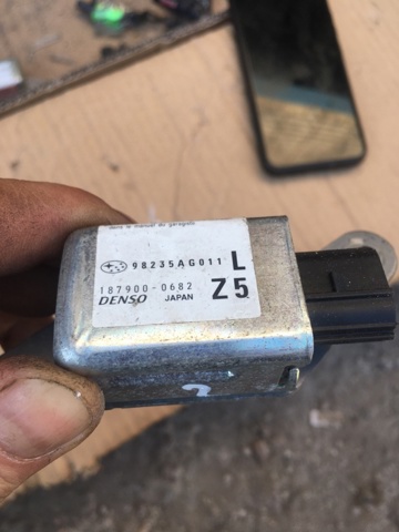 Датчик Айрбег передний 98235AG011 SUBARU