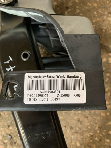 MERCEDES A2042902201 в наличии Львов