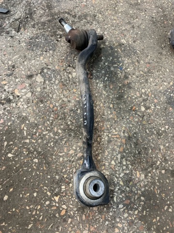 Рычаг передней подвески нижний левый A2123303900 MERCEDES